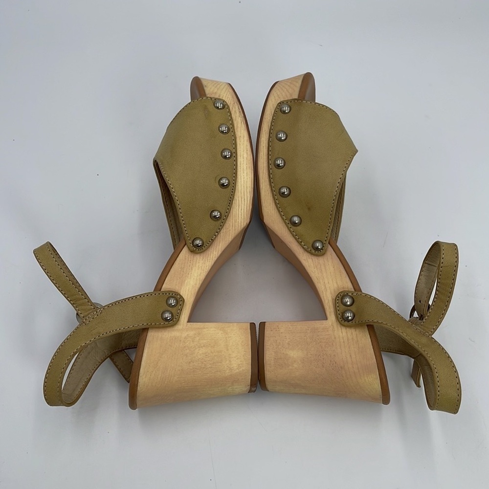 Bucco Shidene Sandal Wood Heels - Picture 6 of 10